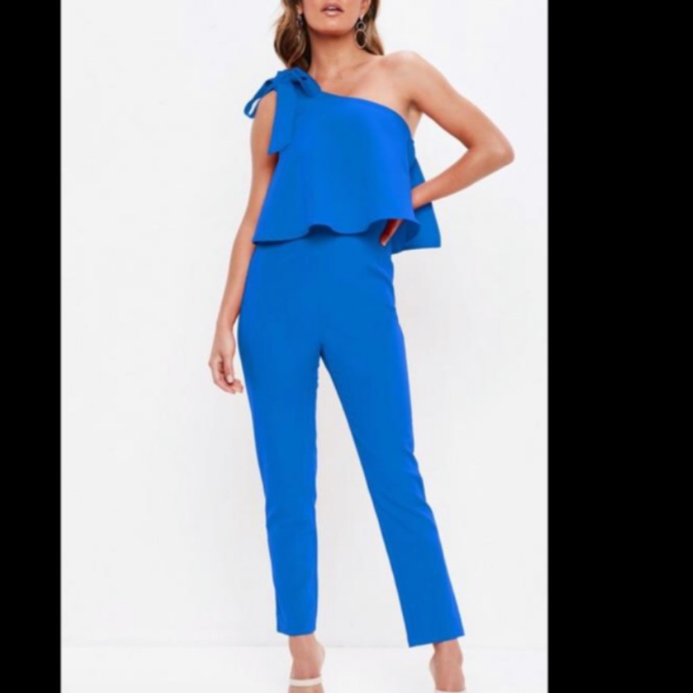 MISSGUIDED Bow One shouldered jumpsuit